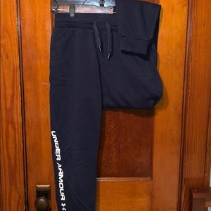 Men’s Under Armour athletic pants